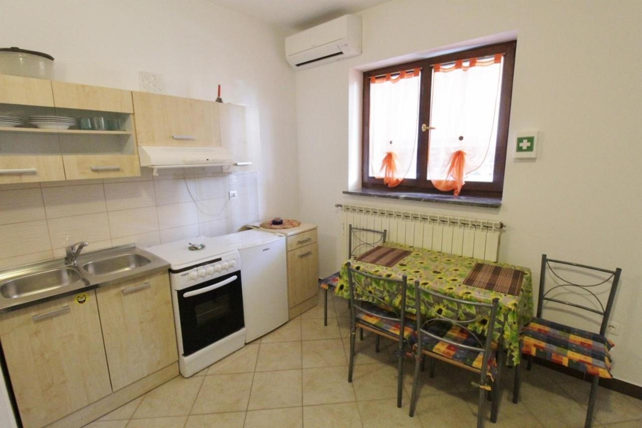 Apartments Zambratija With Sea View Esterno foto