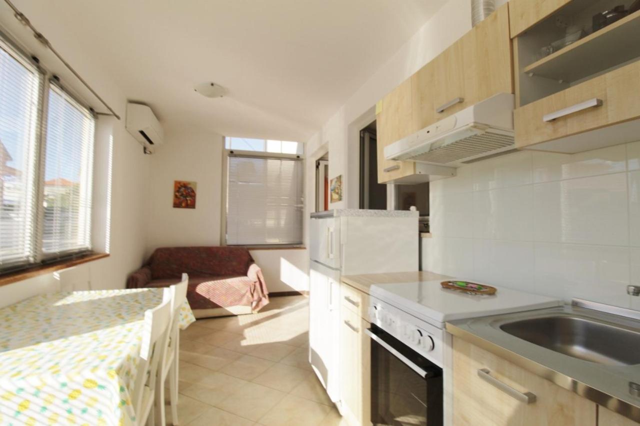 Apartments Zambratija With Sea View Esterno foto
